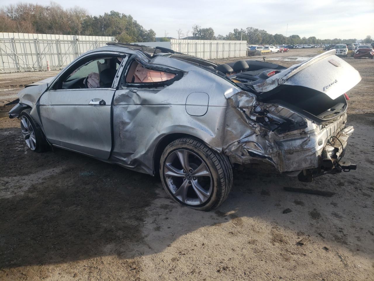 2012 HONDA ACCORD EXL - Image 2