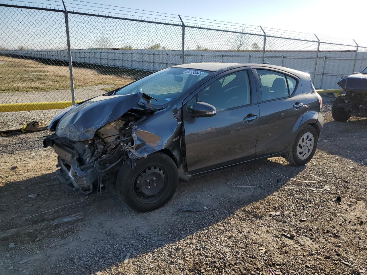 2016 TOYOTA PRIUS C