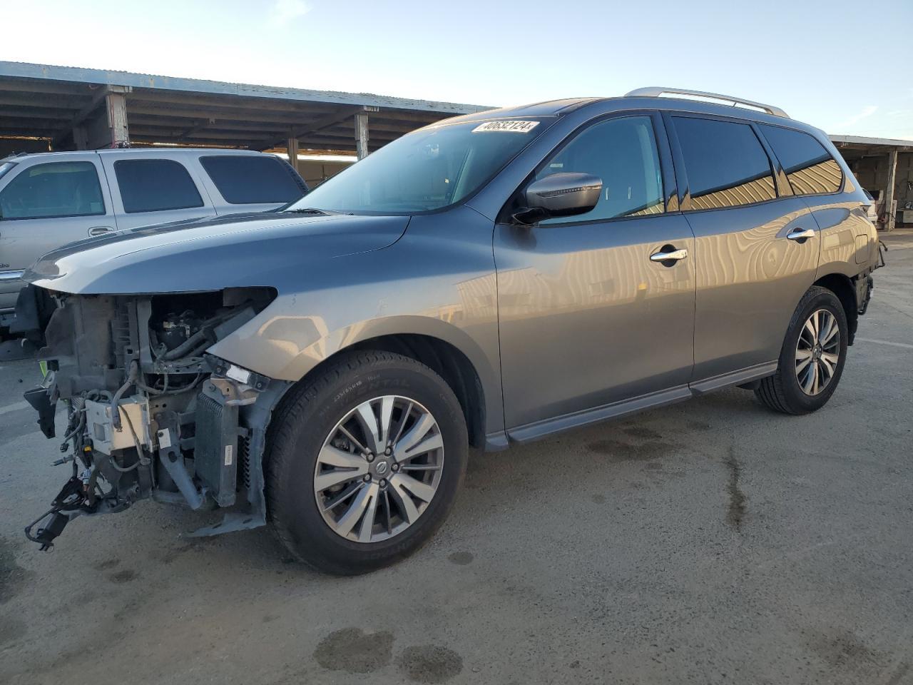 2017 NISSAN PATHFINDER