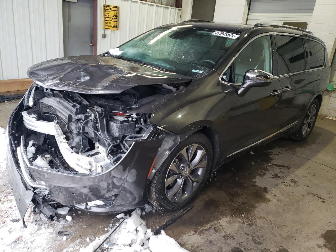 2020 CHRYSLER PACIFICA L