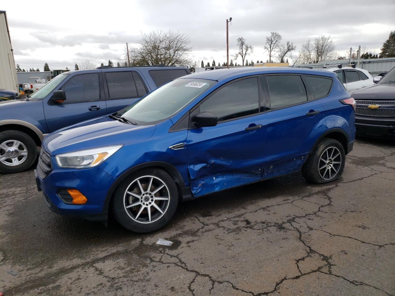 2017 FORD ESCAPE S car image