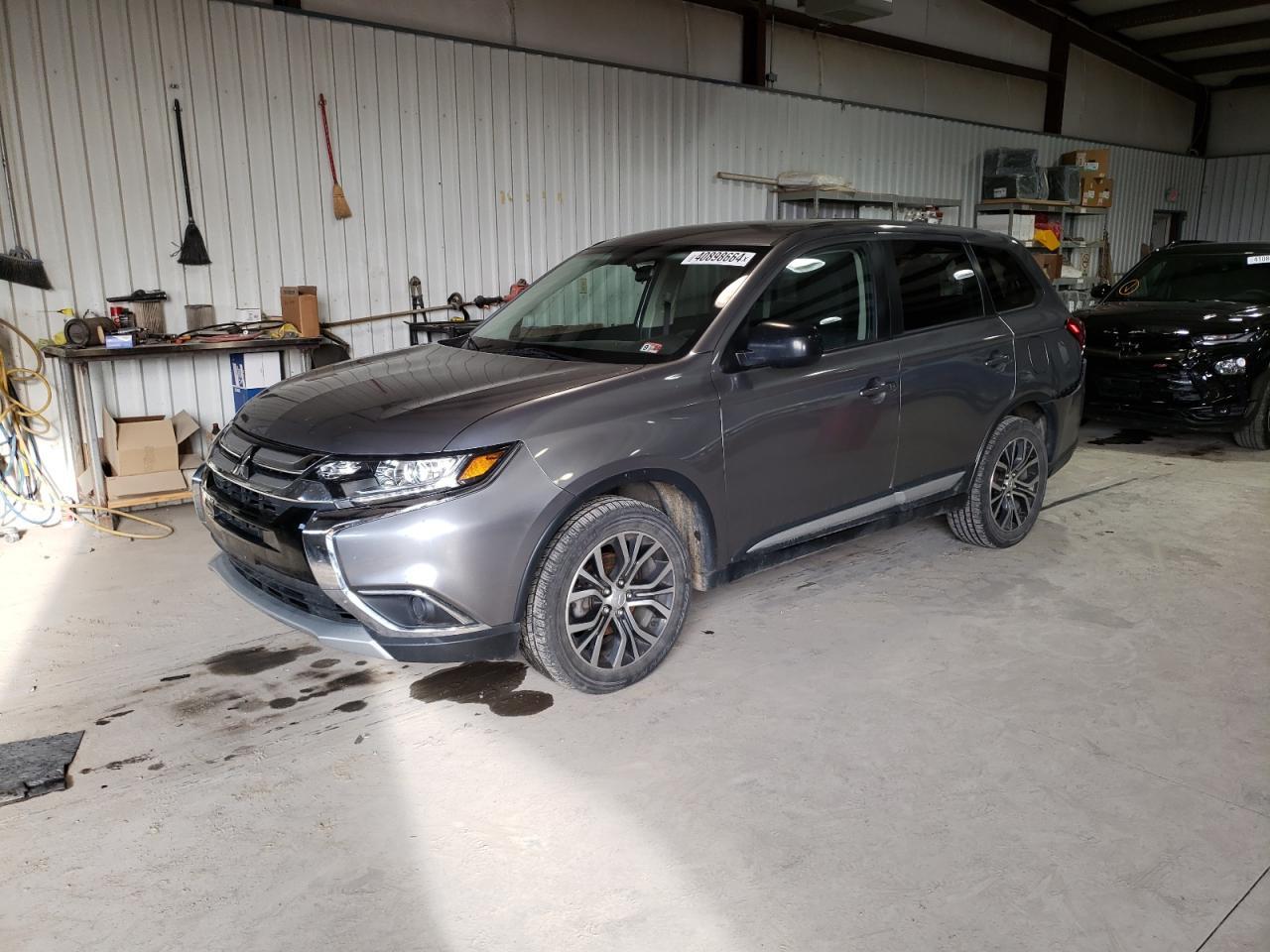 2018 MITSUBISHI OUTLANDER car image