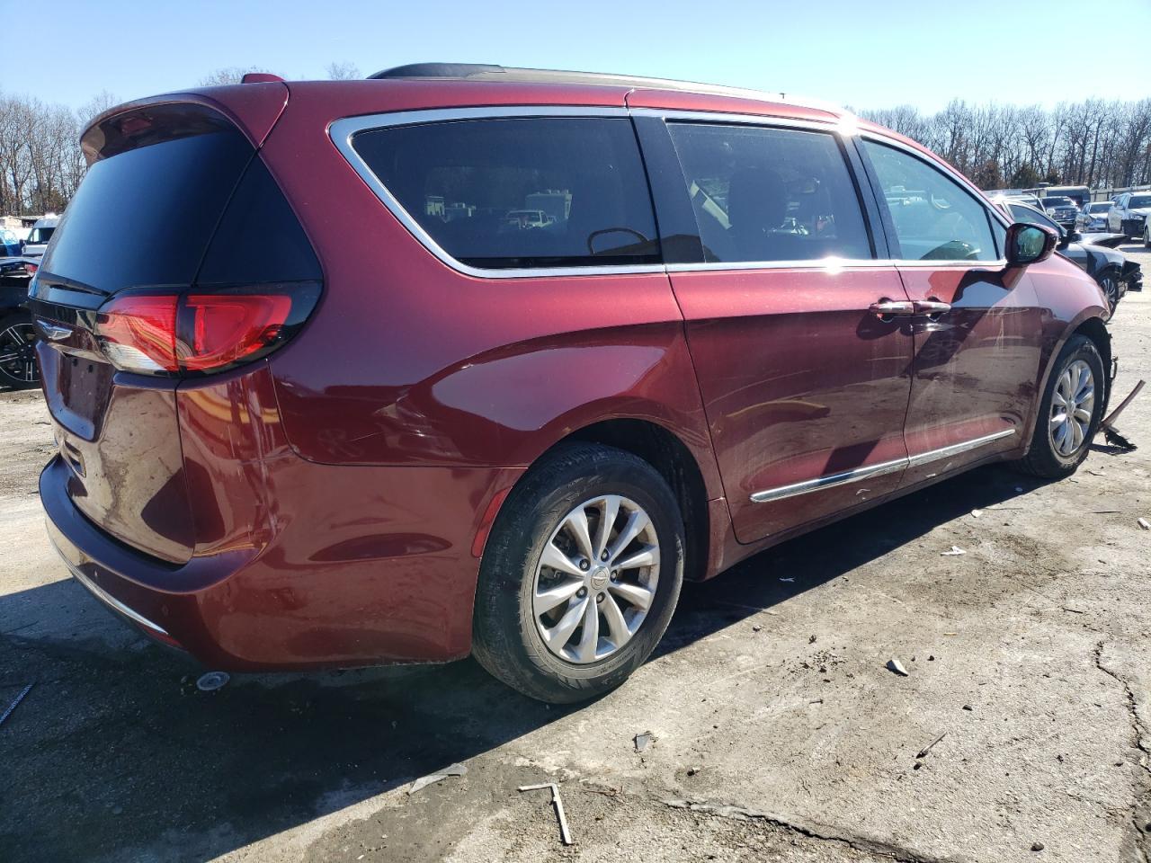2017 CHRYSLER PACIFICA T - Image 3