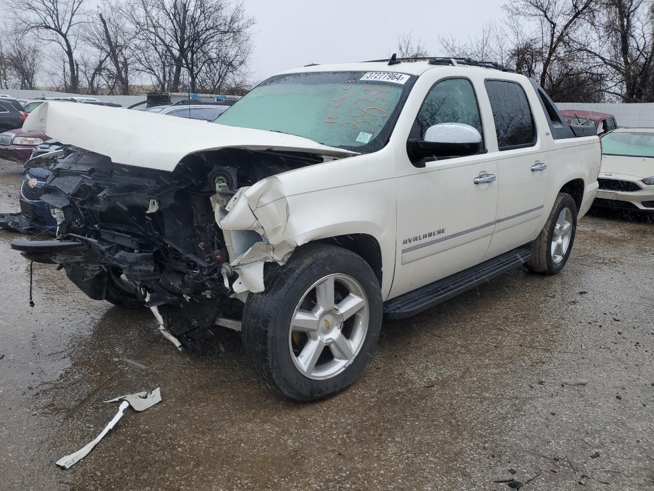 2011 CHEVROLET AVALANCHE car image