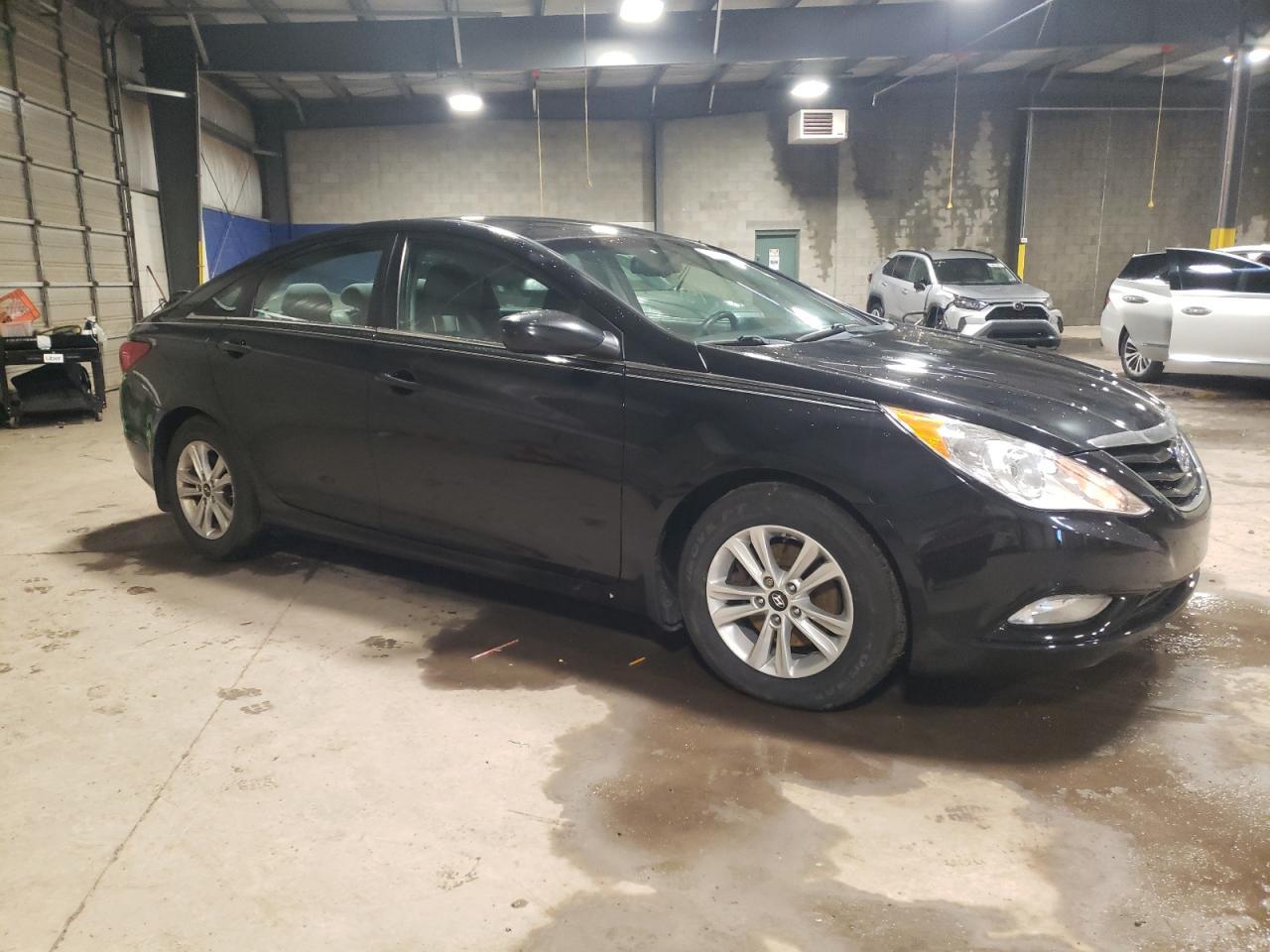 2013 HYUNDAI SONATA GLS - Фото 4