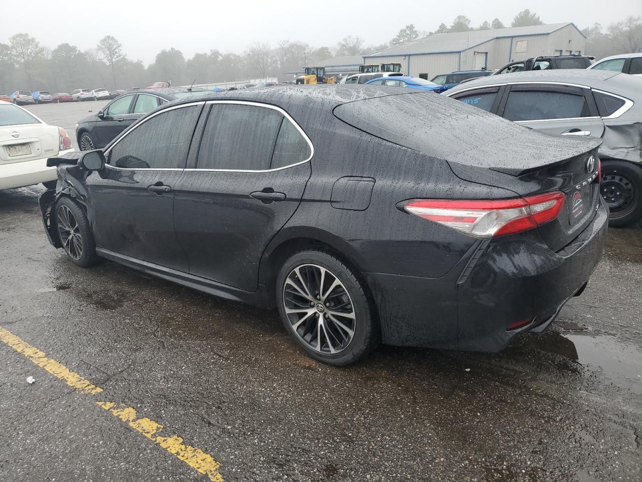 2018 TOYOTA CAMRY L - Image 2