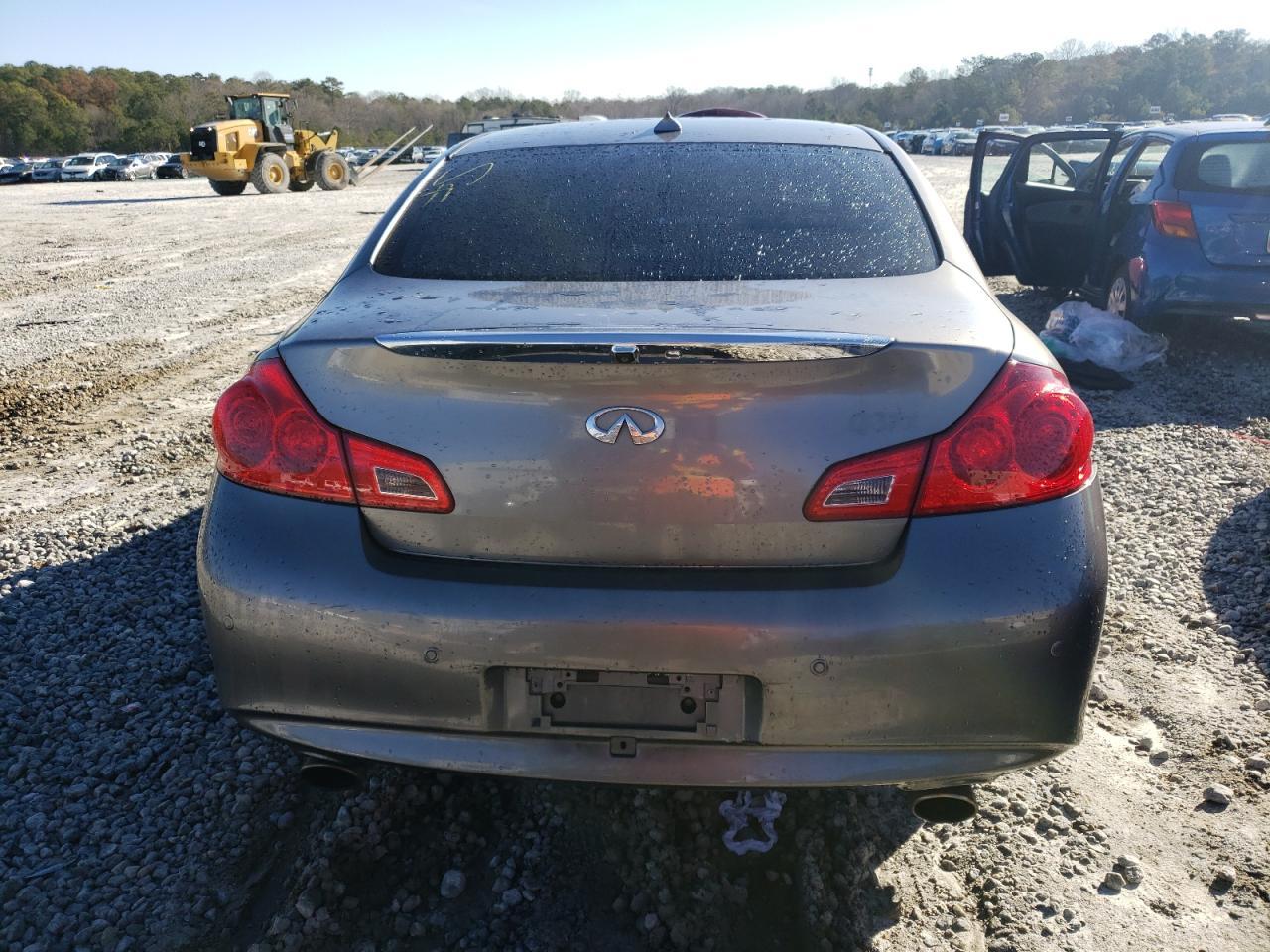 2012 INFINITI G37 - Image 6