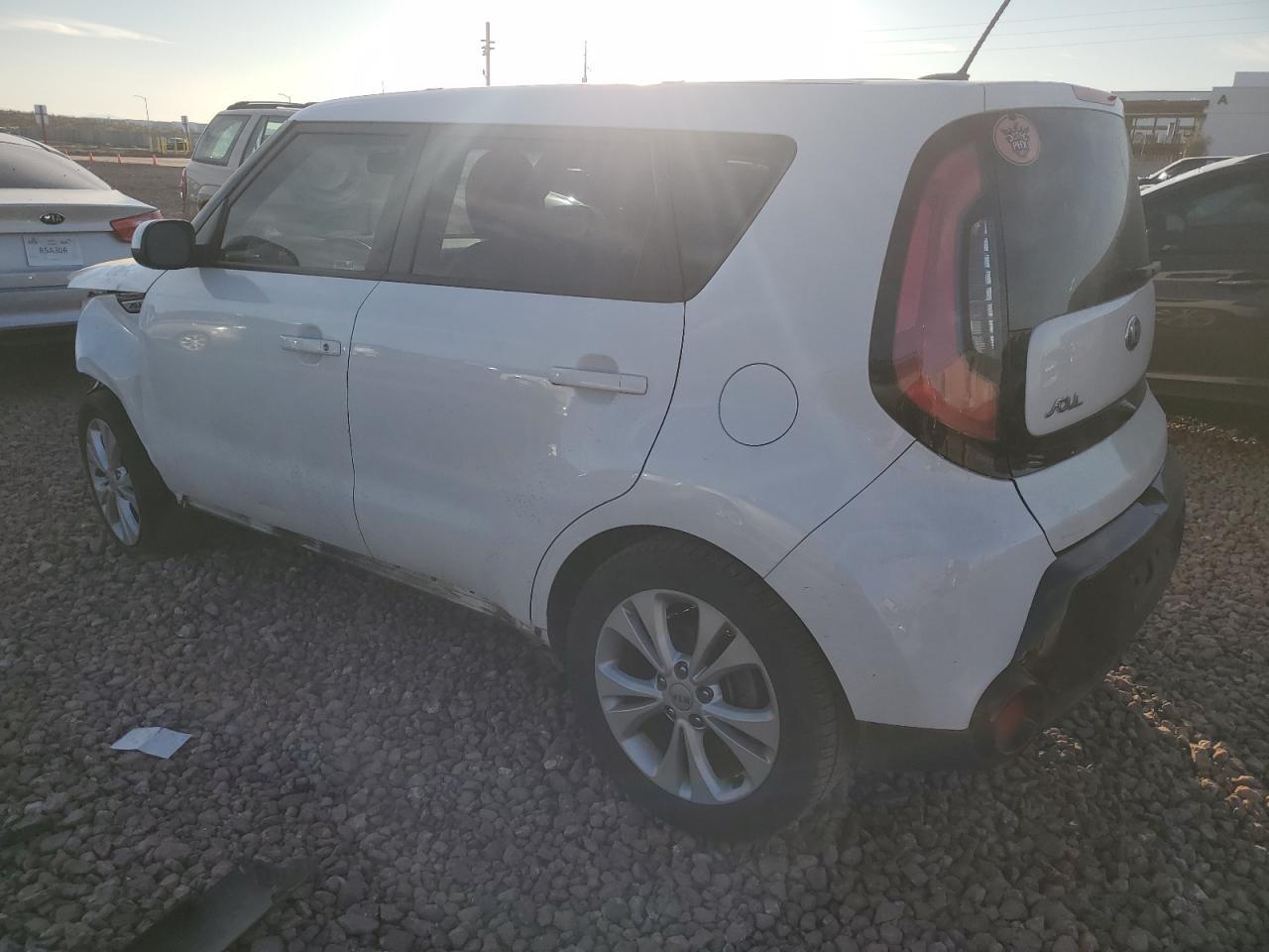 2016 KIA SOUL + - Image 2