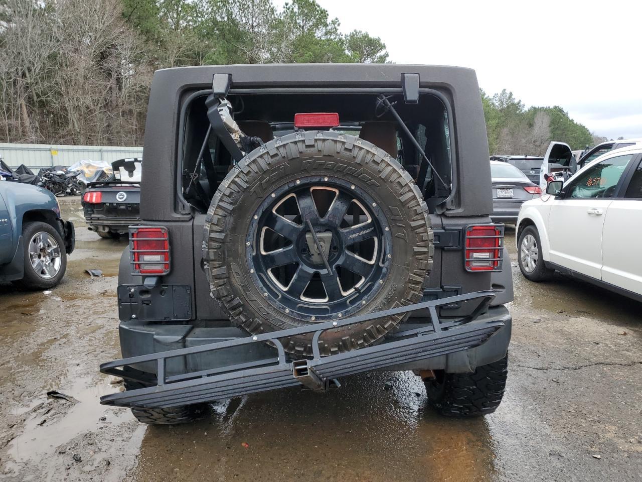 2015 JEEP WRANGLER U - Фото 6
