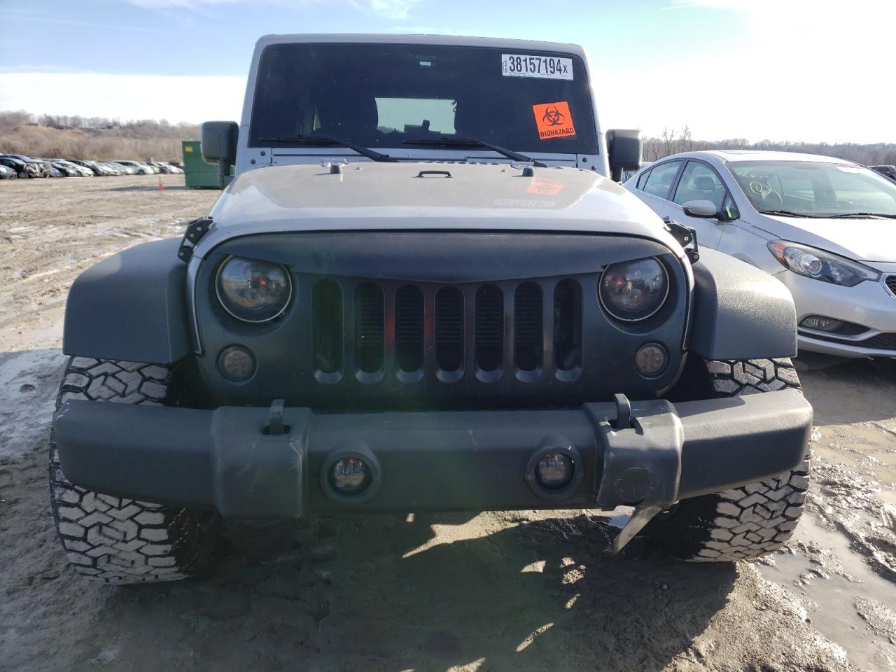 2014 JEEP WRANGLER U - Фото 5