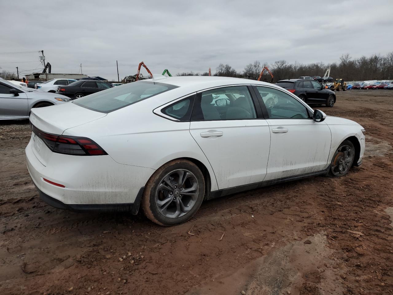 2024 HONDA ACCORD EX - Фото 3