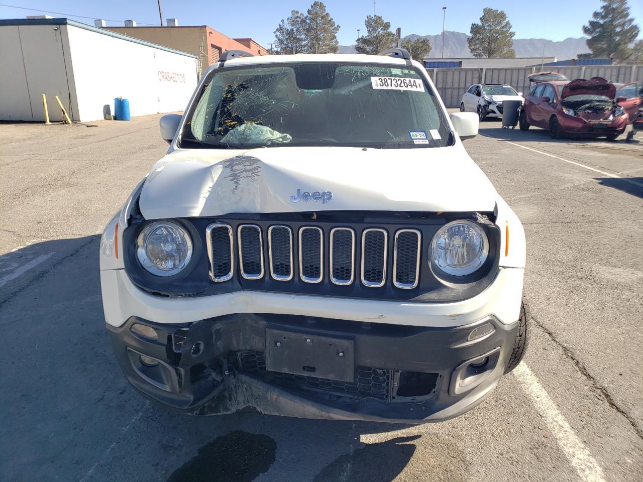 2017 JEEP RENEGADE L - Image 5