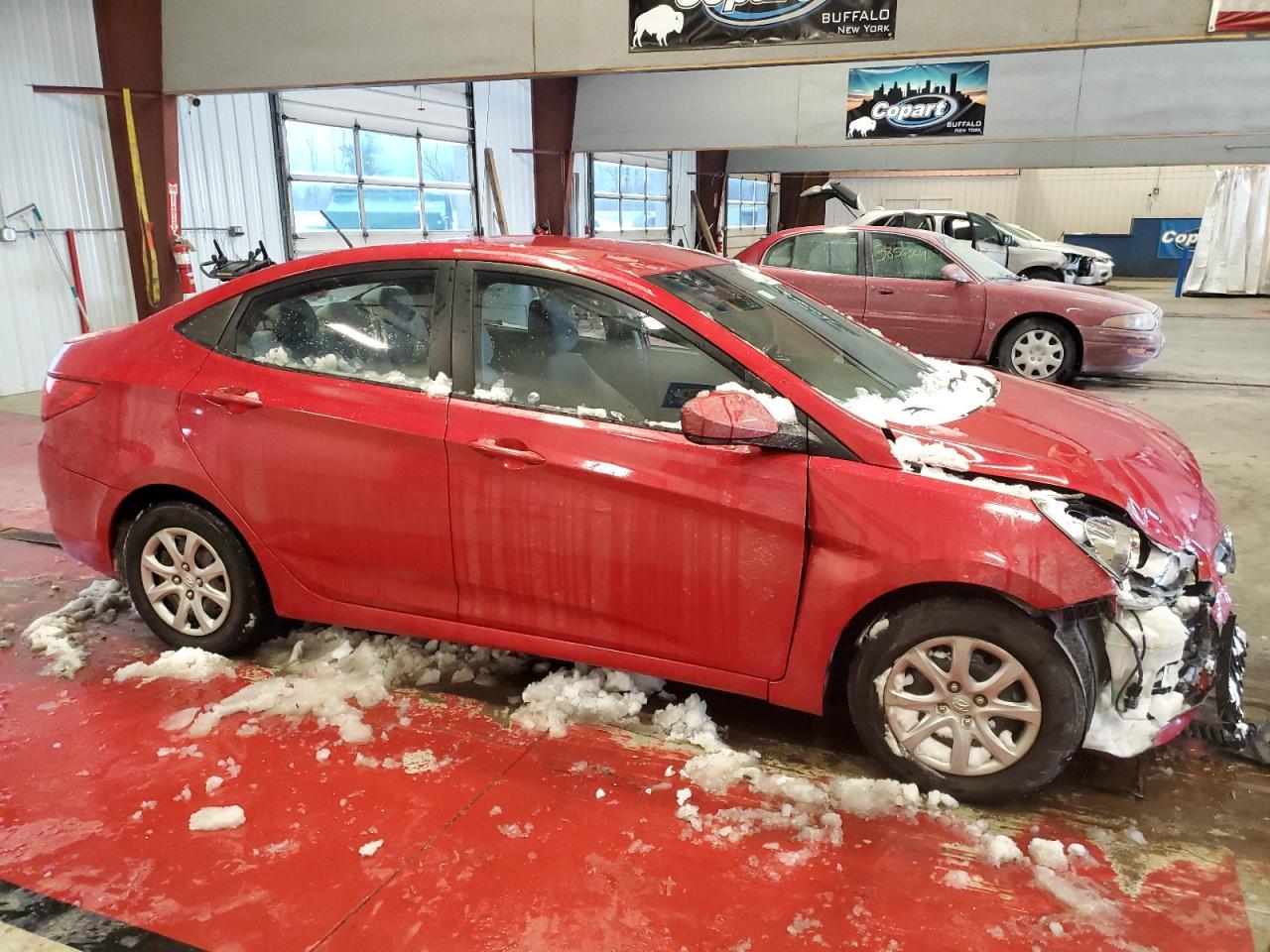 2014 HYUNDAI ACCENT GLS - Фото 4