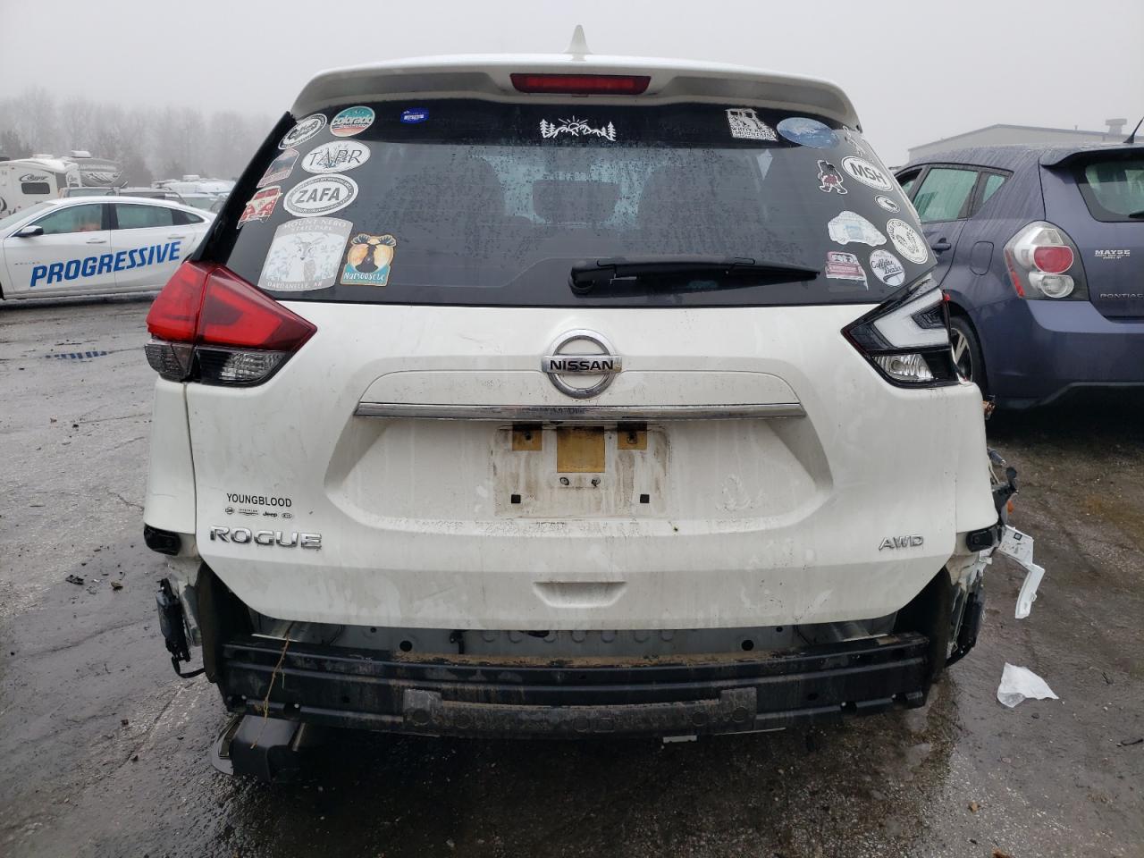 2017 NISSAN ROGUE S - Фото 6