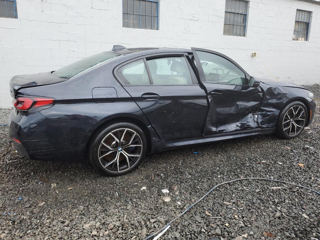 2021 BMW 540 XI - Image 3