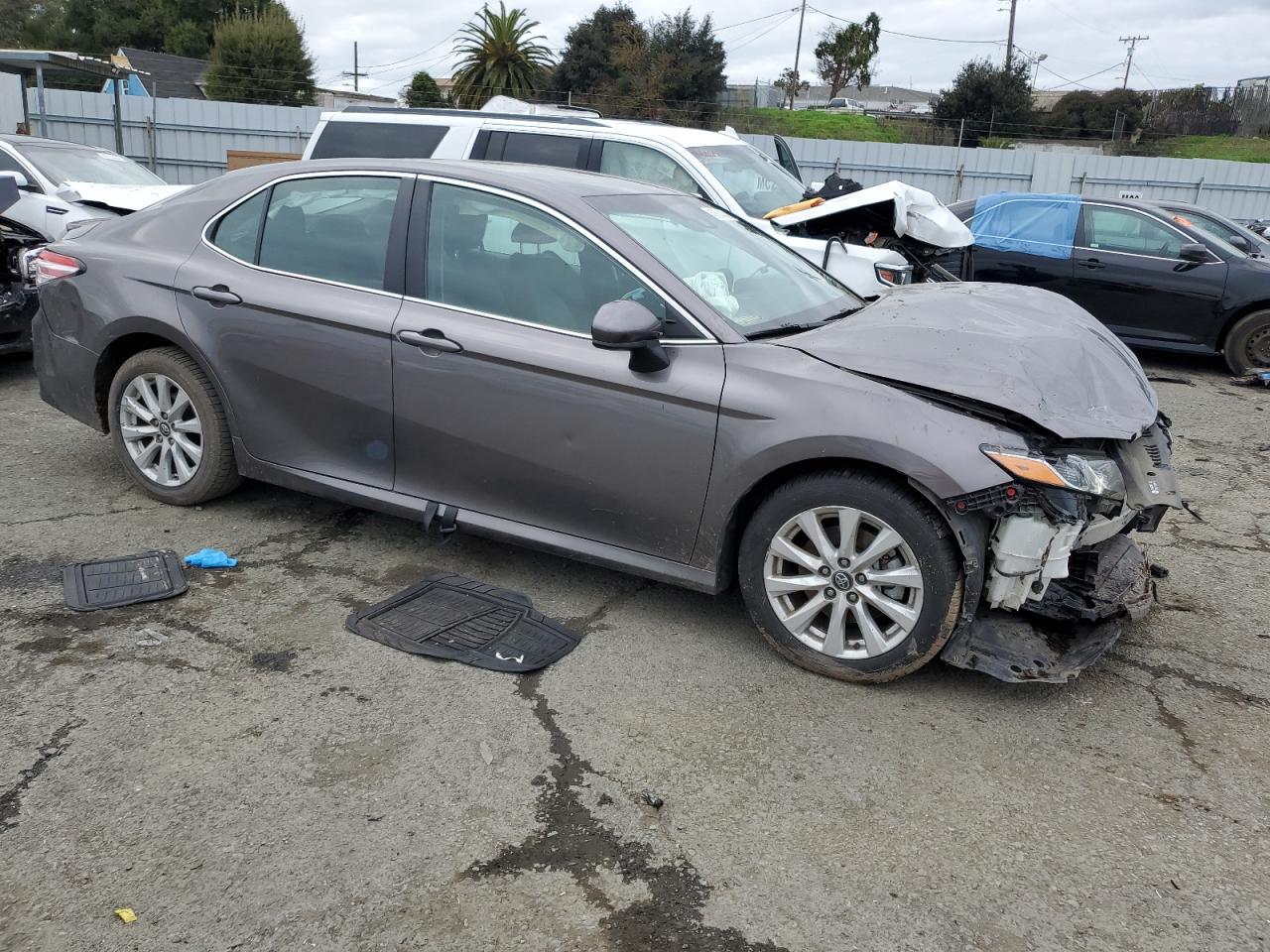2018 TOYOTA CAMRY L - Фото 4