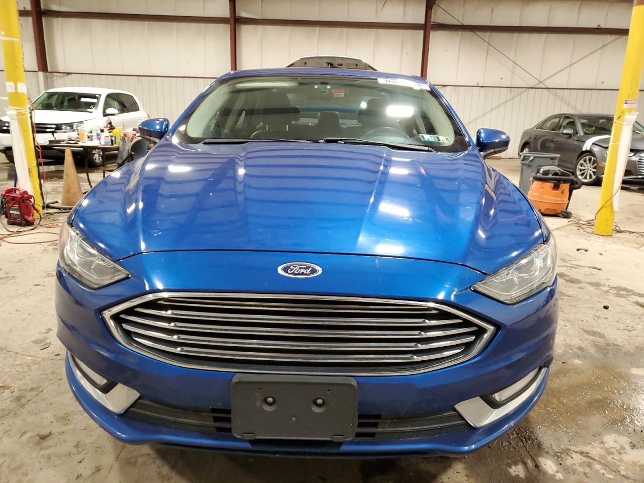 2017 FORD FUSION SE - Фото 5