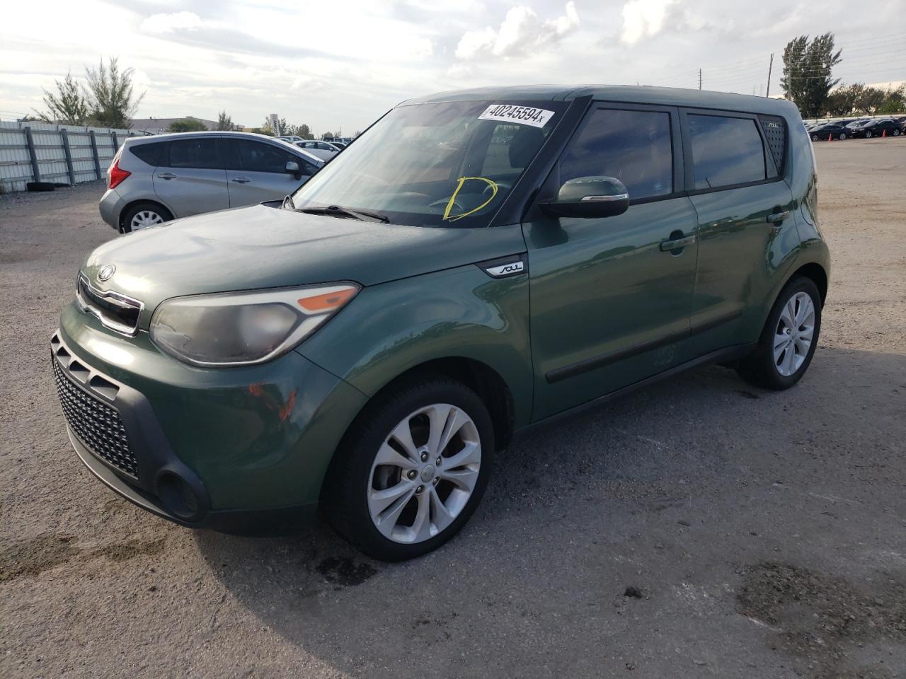 2014 KIA SOUL + car image