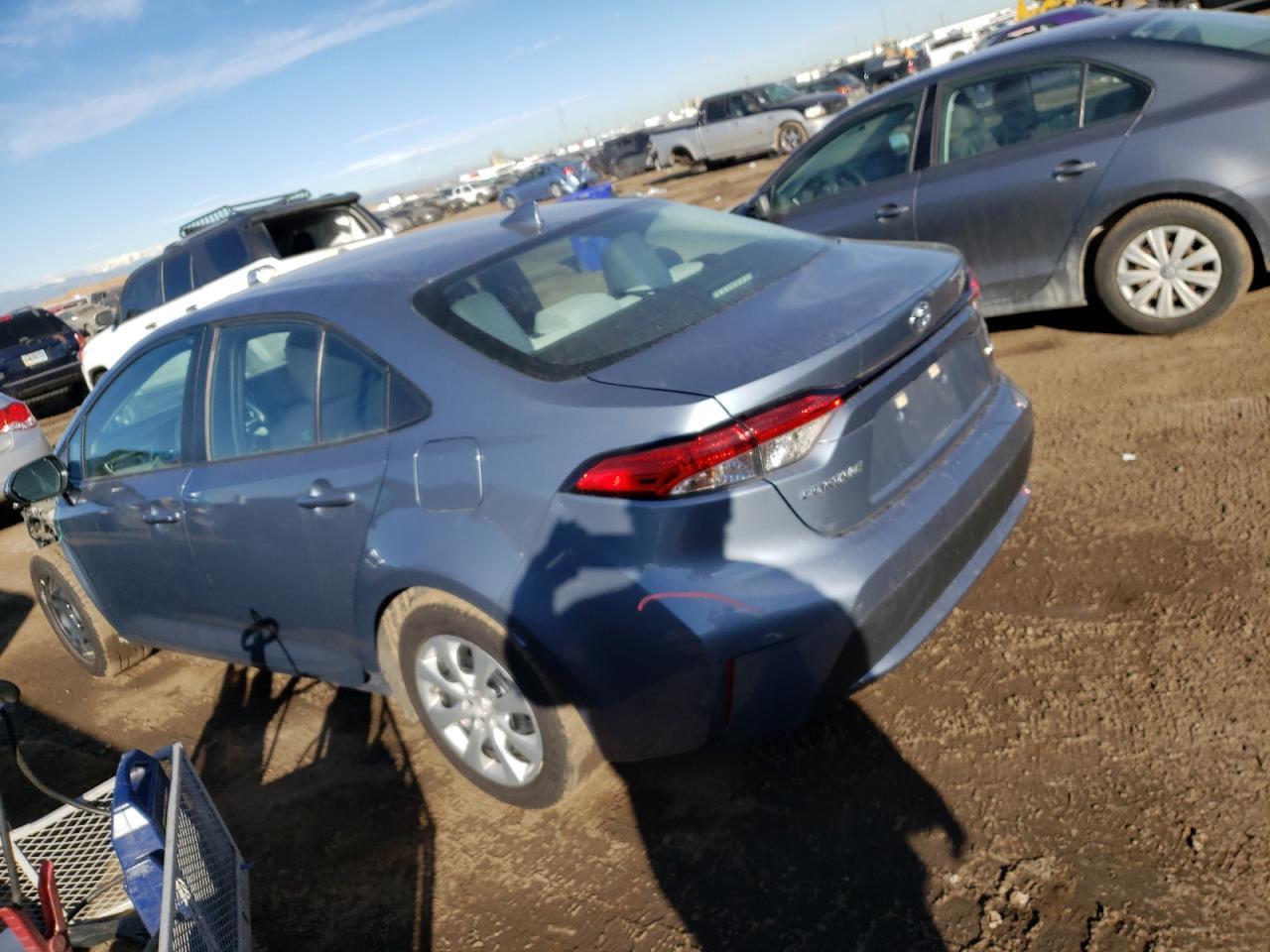 2020 TOYOTA COROLLA LE - Фото 2