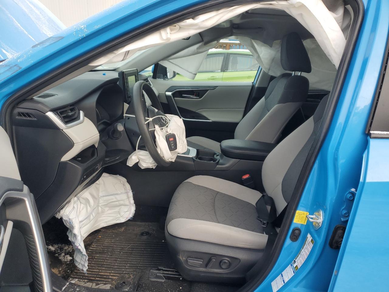 2020 TOYOTA RAV4 XLE - Фото 7