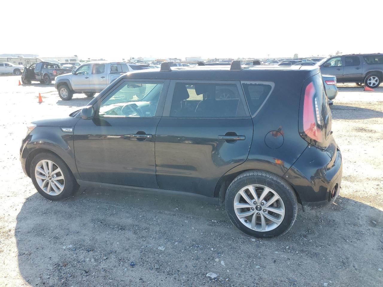 2019 KIA SOUL + - Image 2