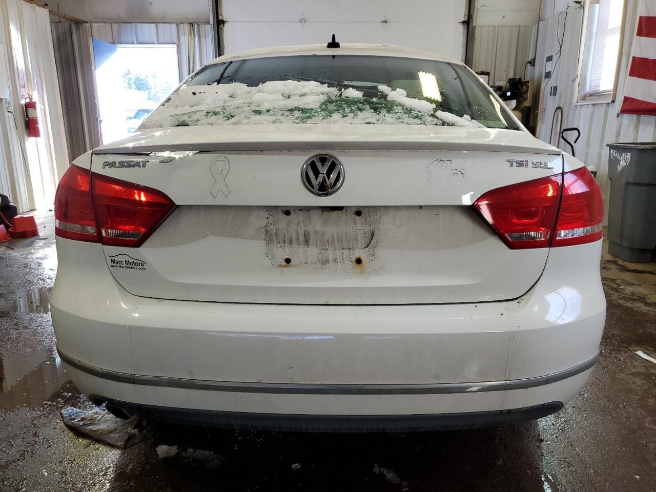 2014 VOLKSWAGEN PASSAT SEL - Фото 6