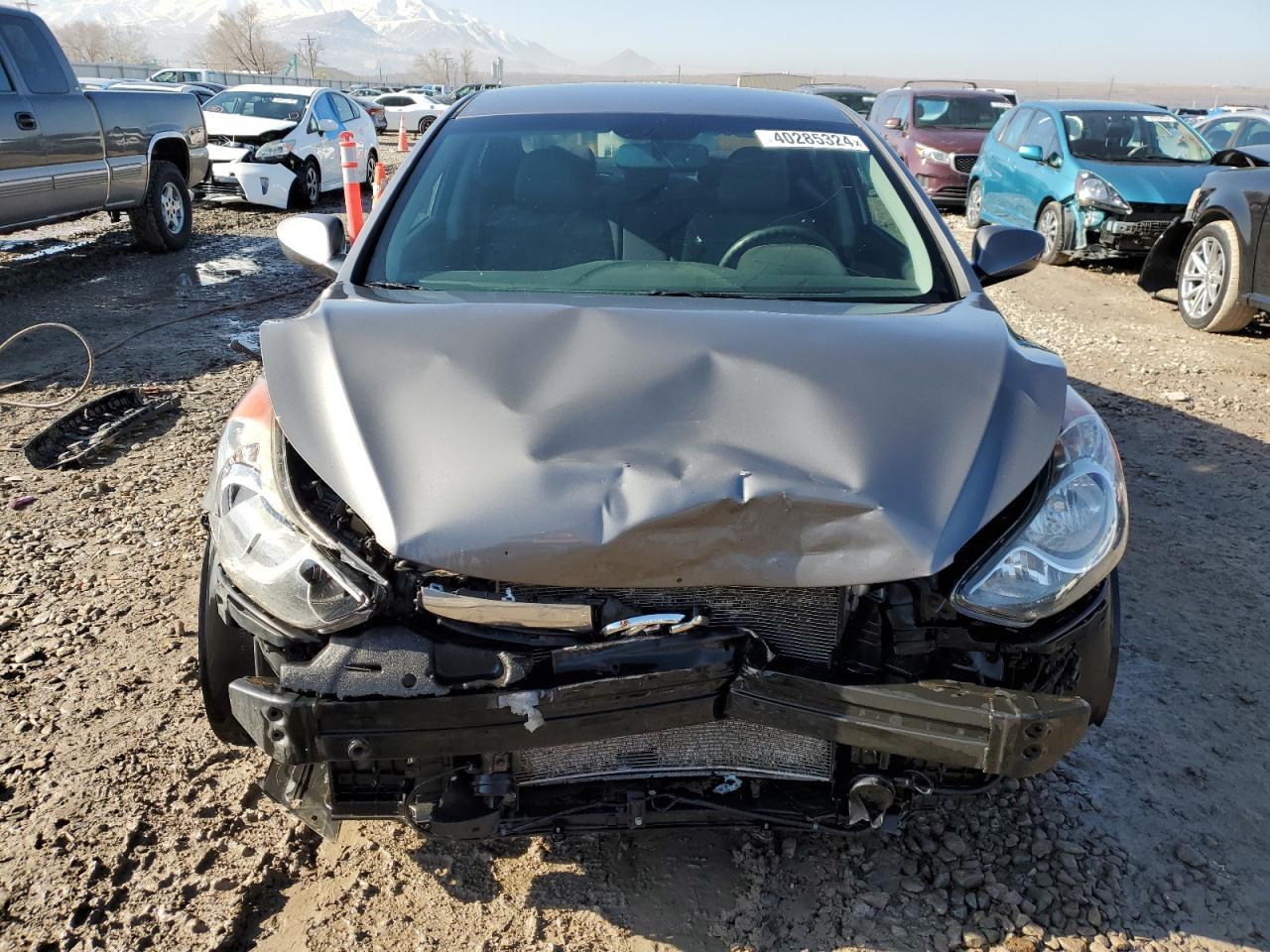 2013 HYUNDAI ELANTRA GL - Image 5