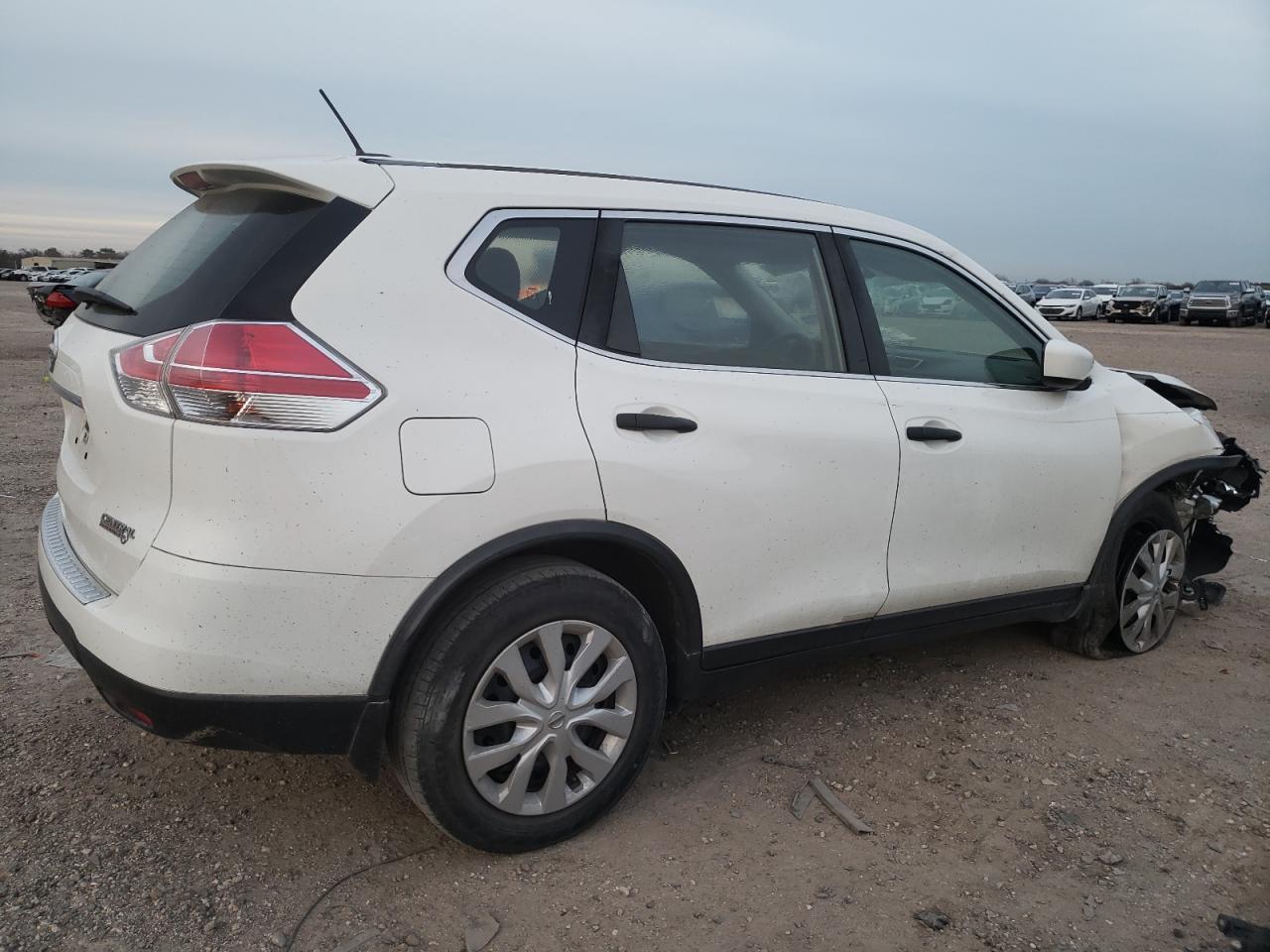 2016 NISSAN ROGUE S - Фото 3