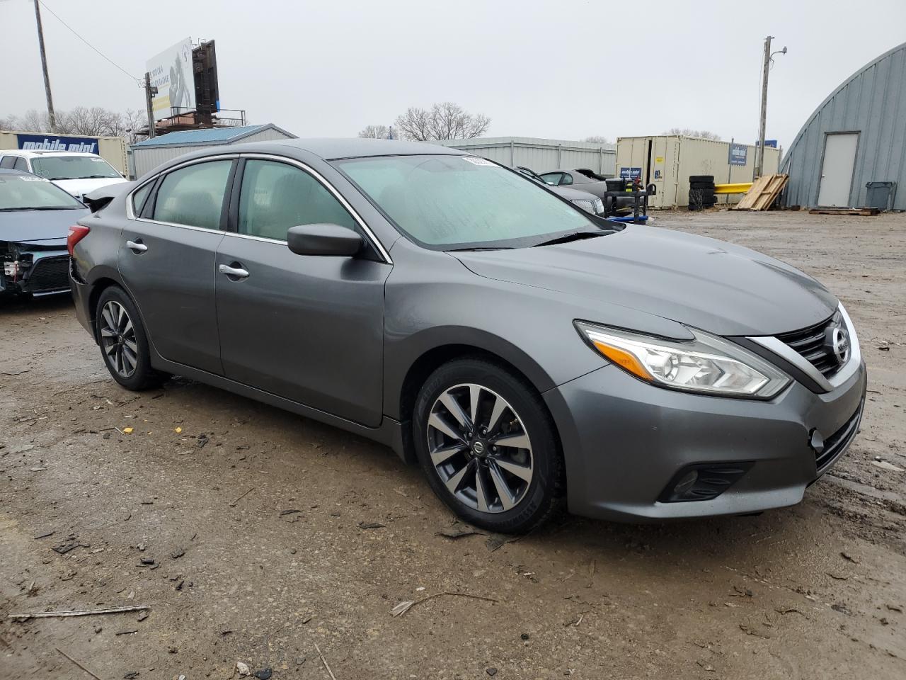 2017 NISSAN ALTIMA 2.5 - Фото 4
