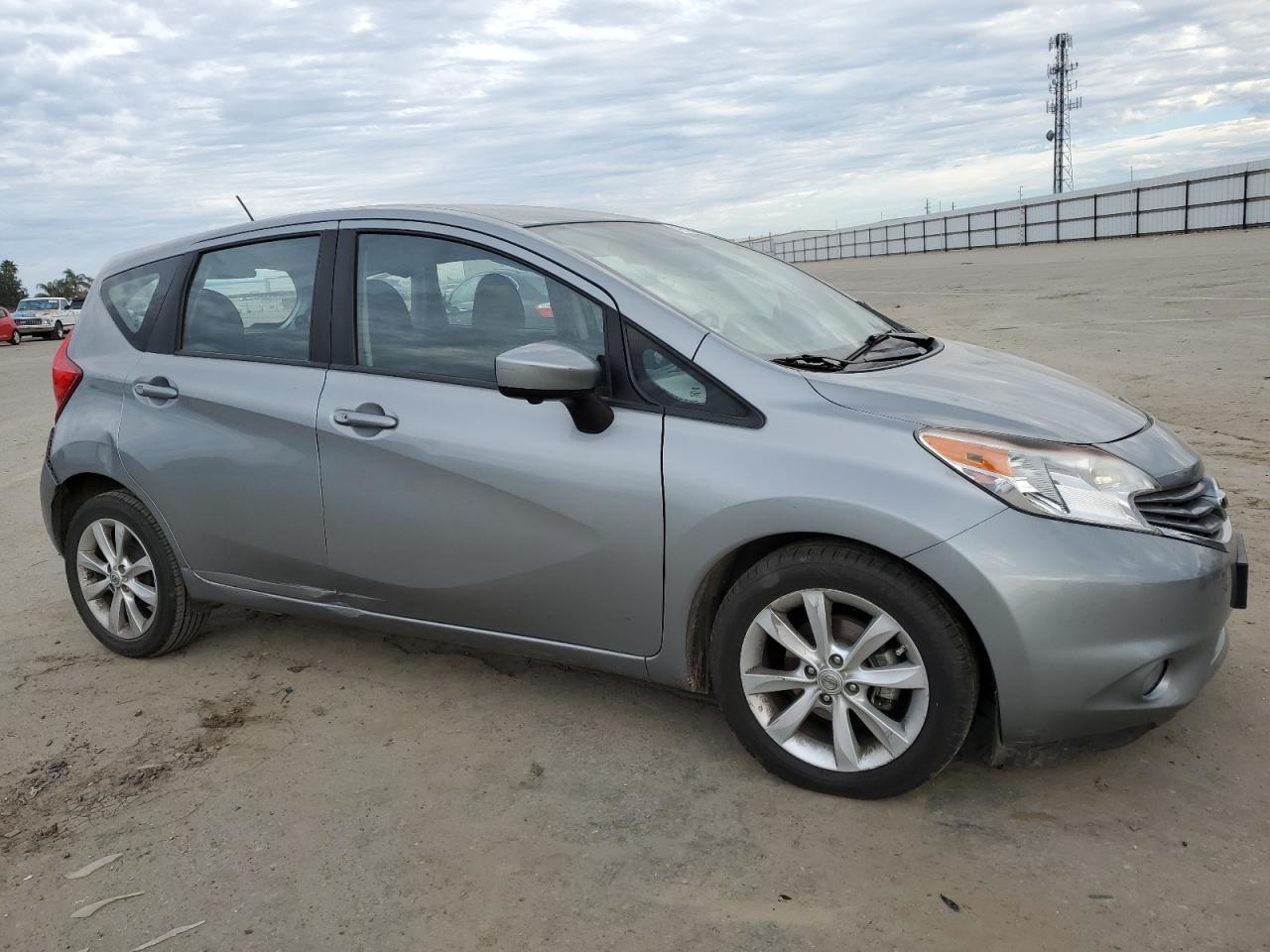 2015 NISSAN VERSA NOTE - Фото 4
