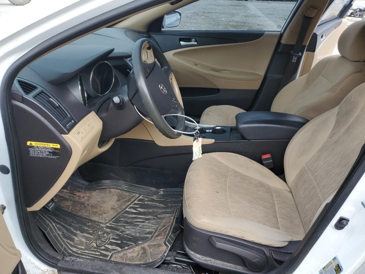 2013 HYUNDAI SONATA GLS - Image 7