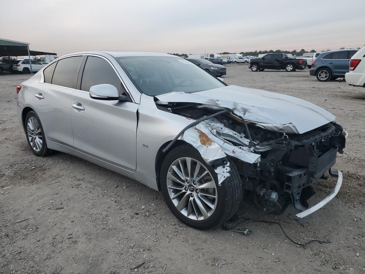 2018 INFINITI Q50 LUXE - Image 4