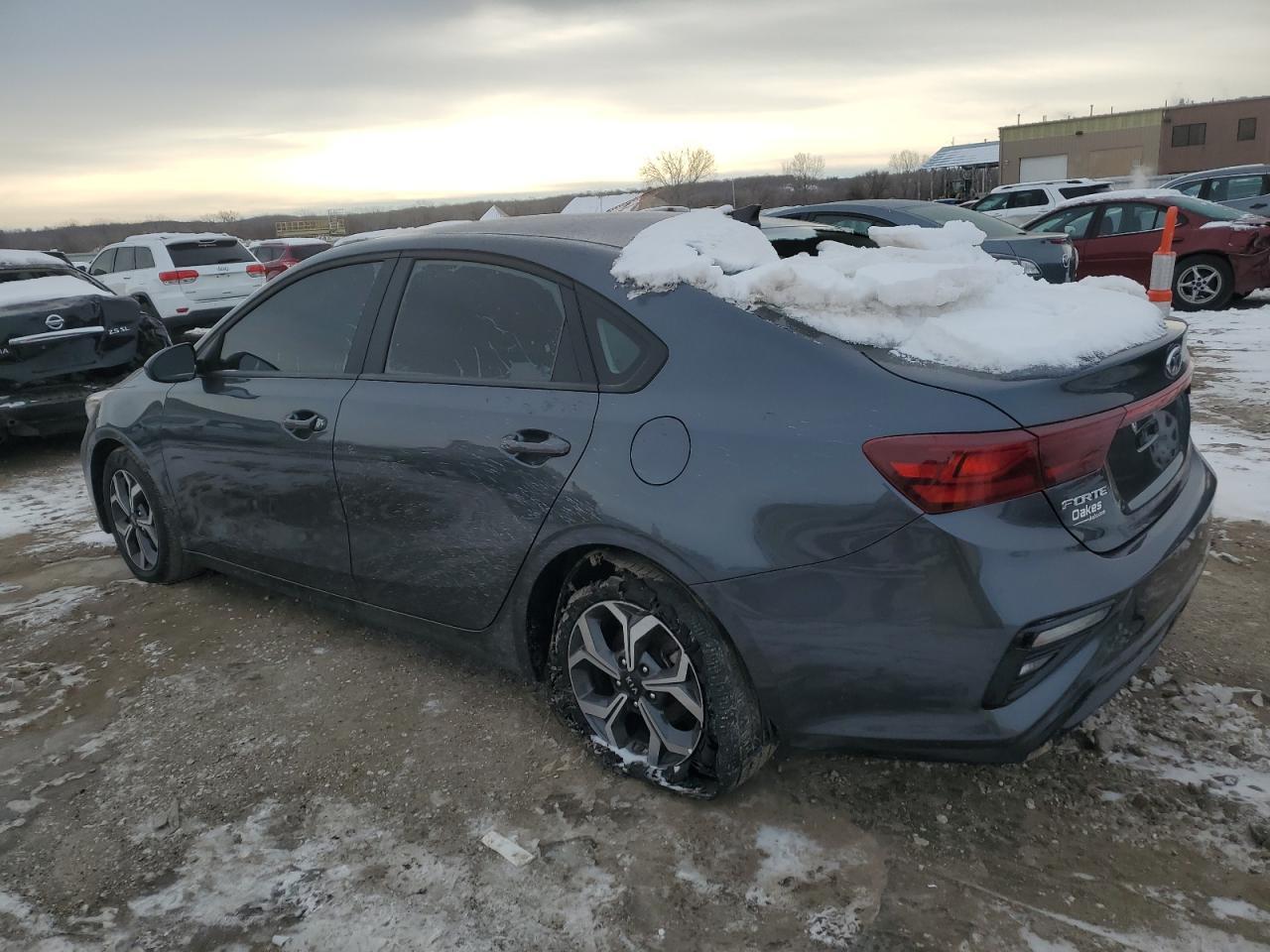2021 KIA FORTE FE - Image 2