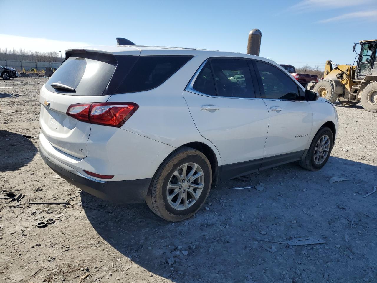 2019 CHEVROLET EQUINOX LT - Image 3
