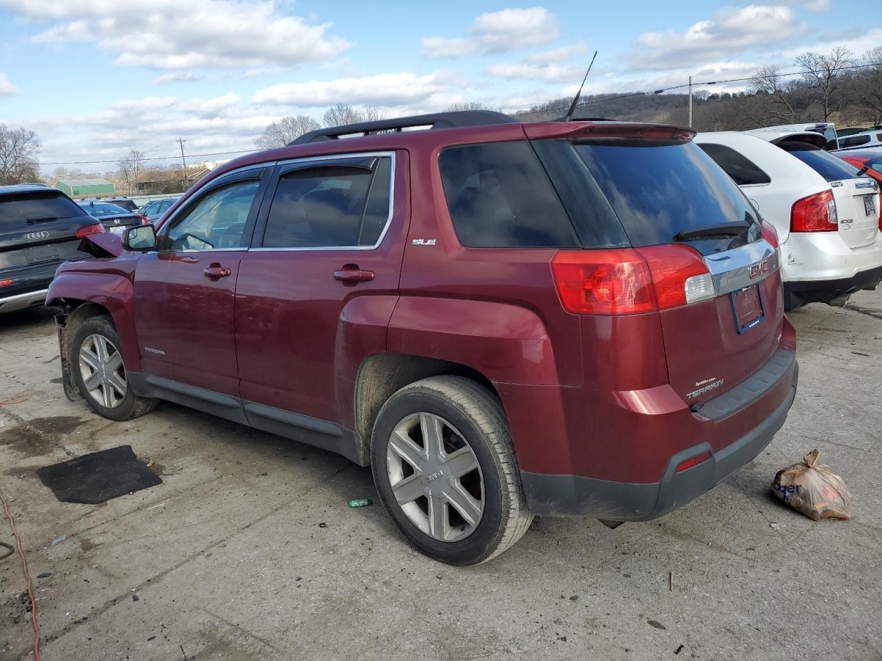 2012 GMC TERRAIN SL - Image 2