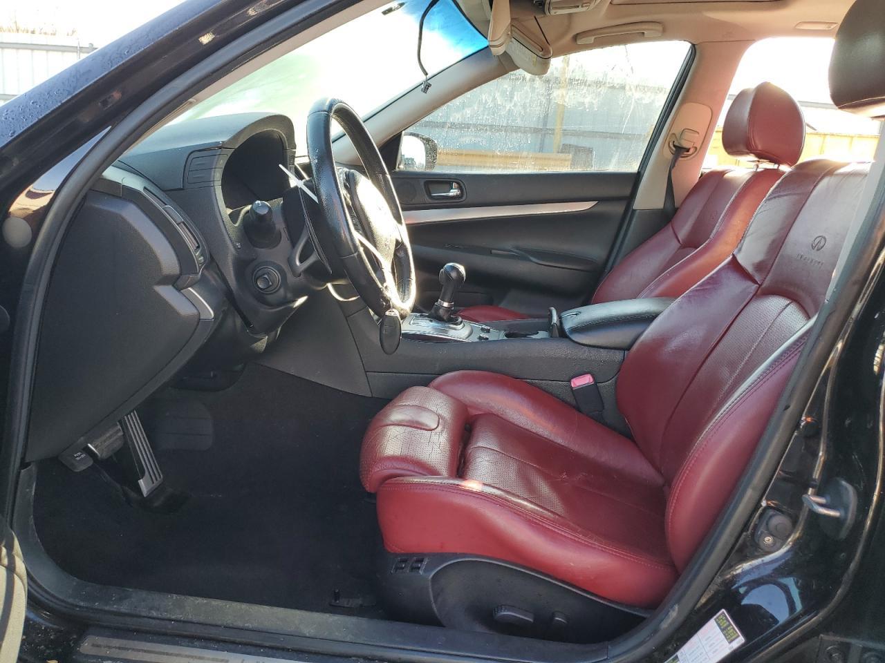 2011 INFINITI G37 BASE - Image 7
