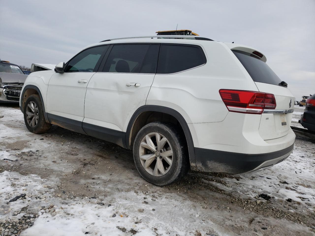 2019 VOLKSWAGEN ATLAS SE - Image 2