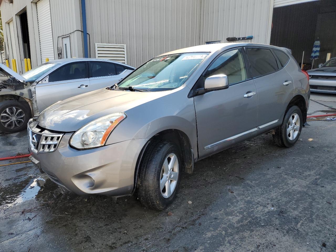 2013 NISSAN ROGUE S