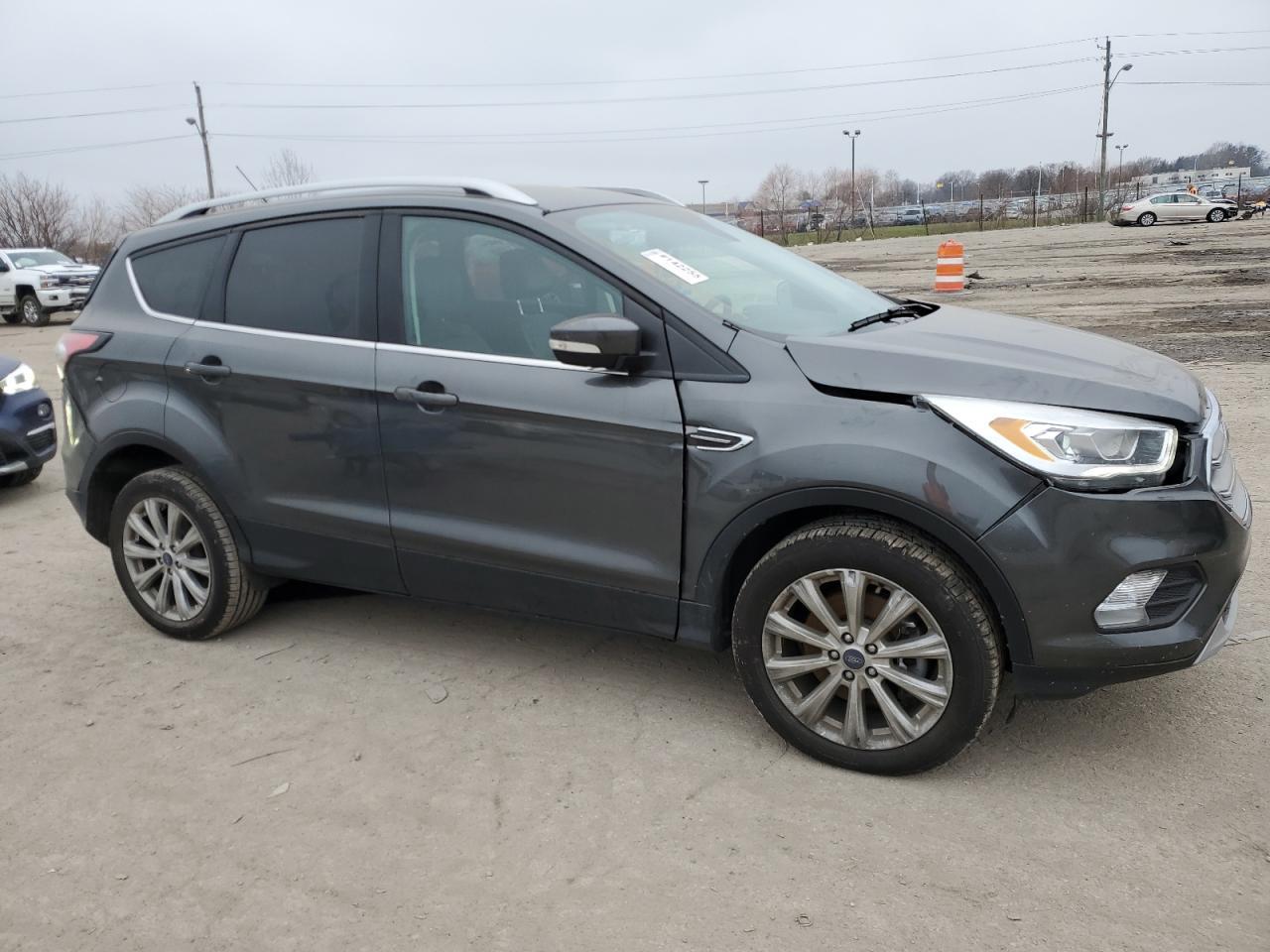 2017 FORD ESCAPE TIT - Image 4
