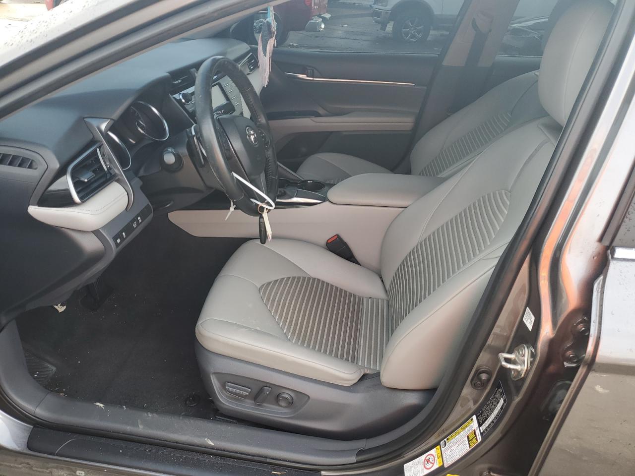 2019 TOYOTA CAMRY L - Image 7