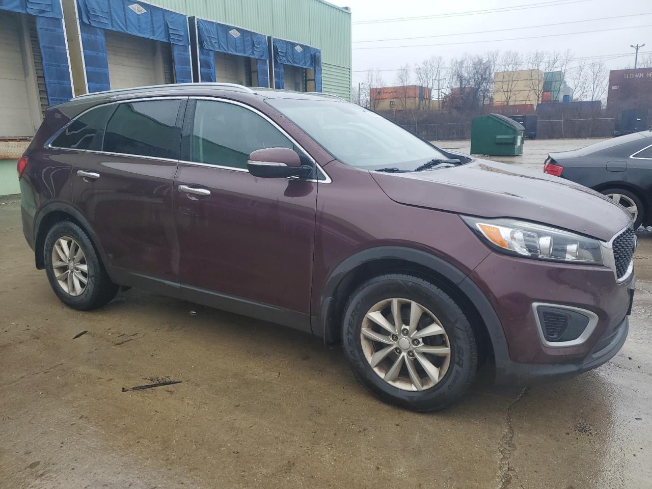 2016 KIA SORENTO LX - Image 4