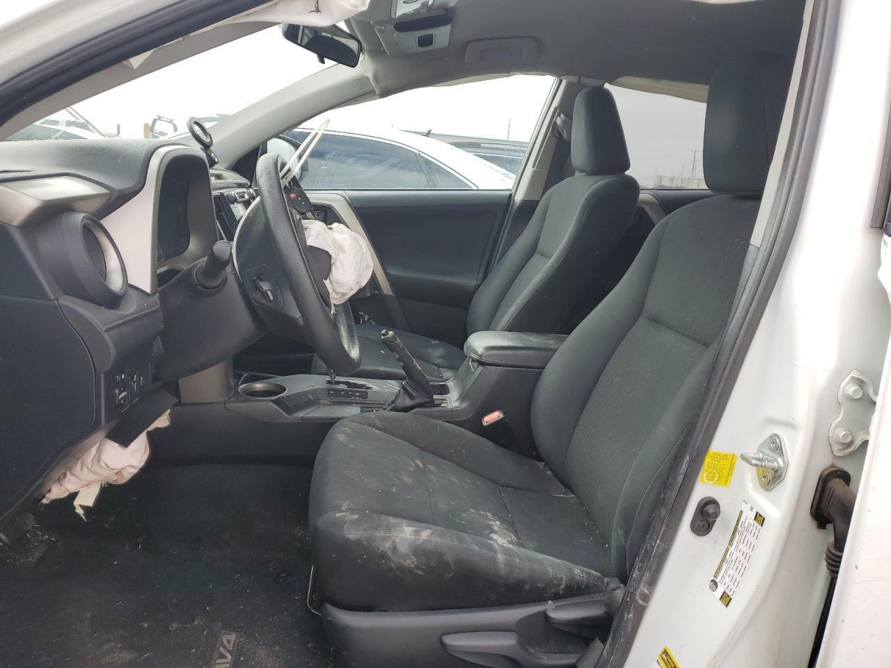2014 TOYOTA RAV4 LE - Фото 7