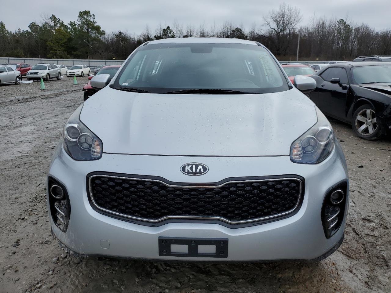 2017 KIA SPORTAGE L - Image 5