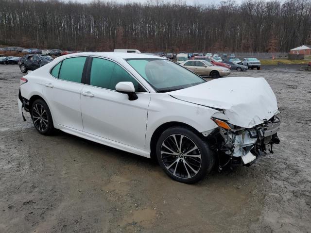 2020 Toyota Camry Se - Фото 4