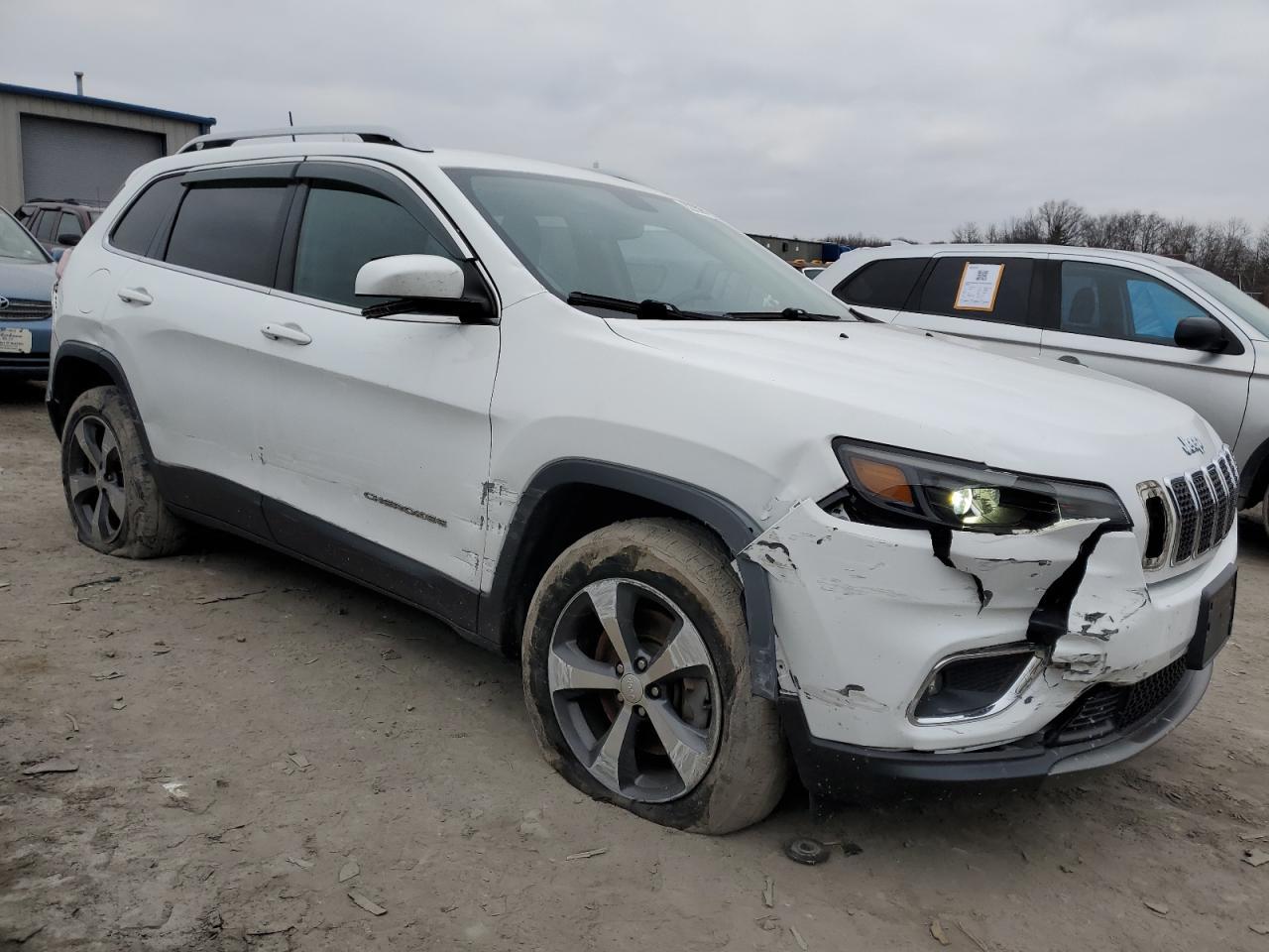2019 JEEP CHEROKEE L - Image 4