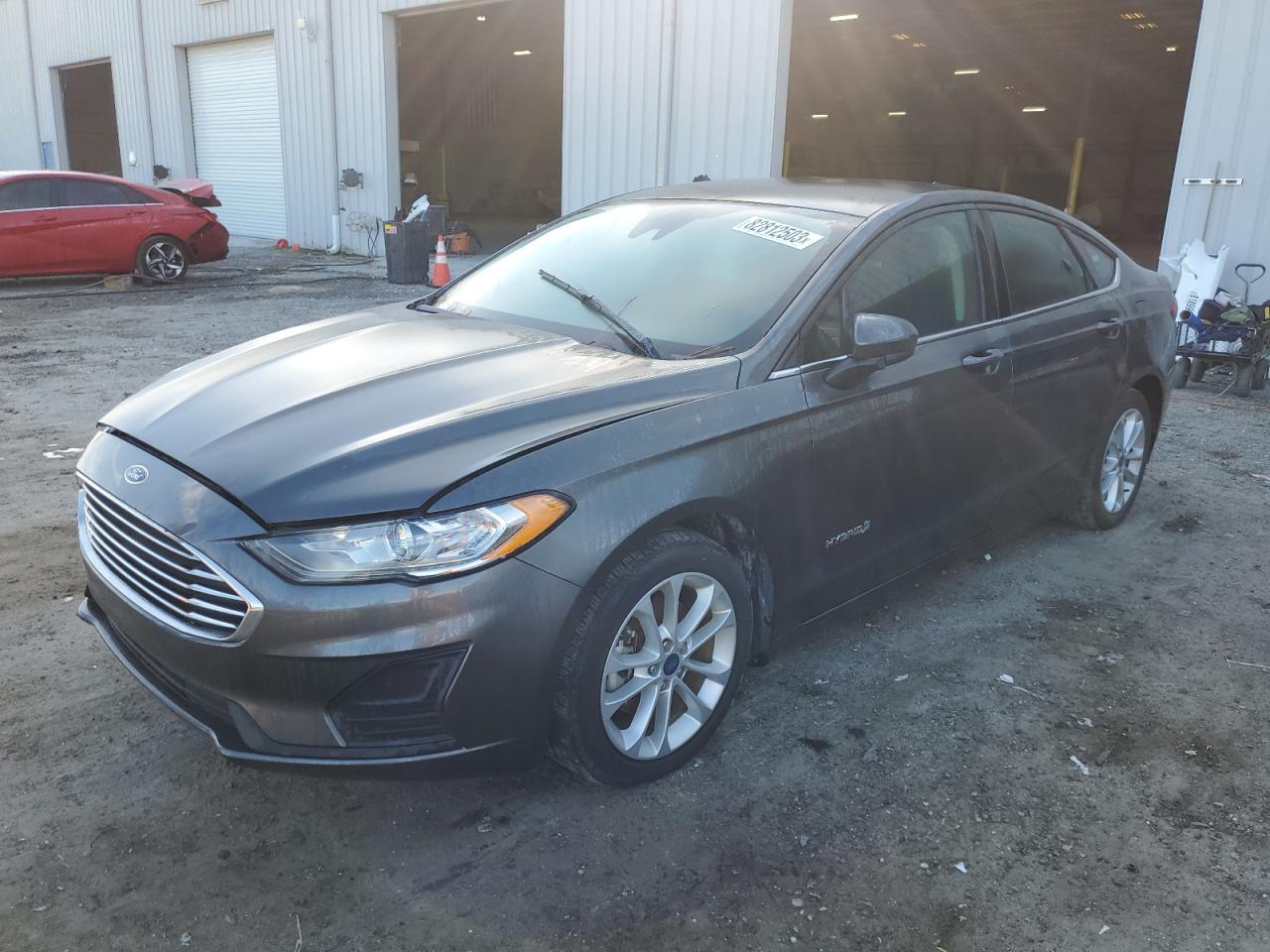 2019 FORD FUSION SE car image