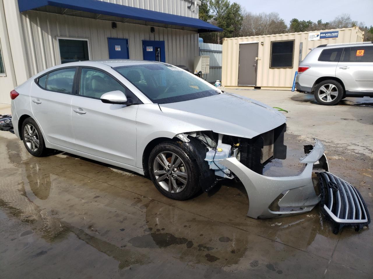 2018 HYUNDAI ELANTRA SE - Image 4
