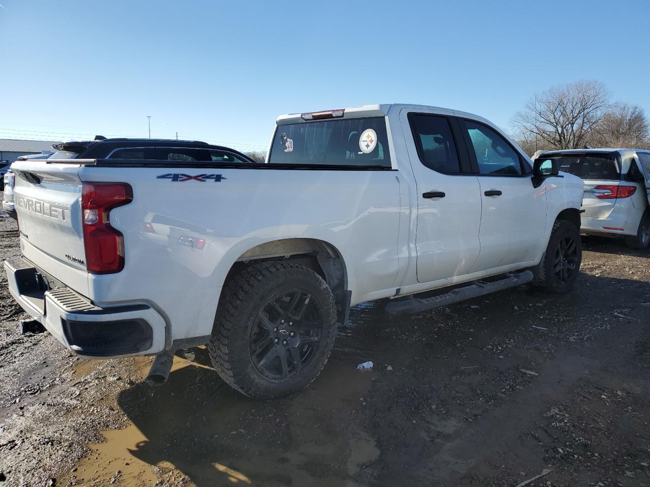 2020 CHEVROLET SILVERADO - Фото 3