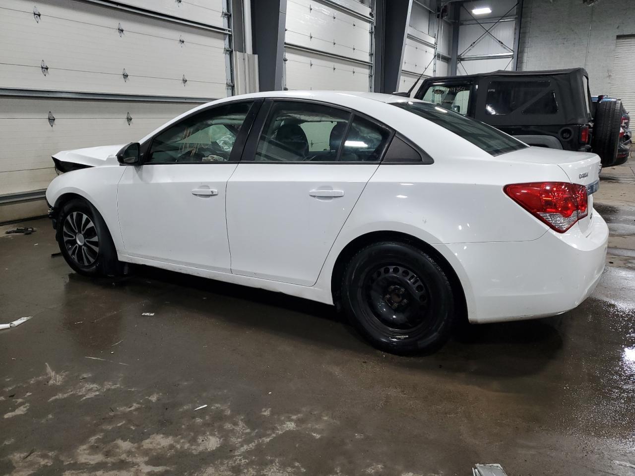 2014 CHEVROLET CRUZE LS - Image 2