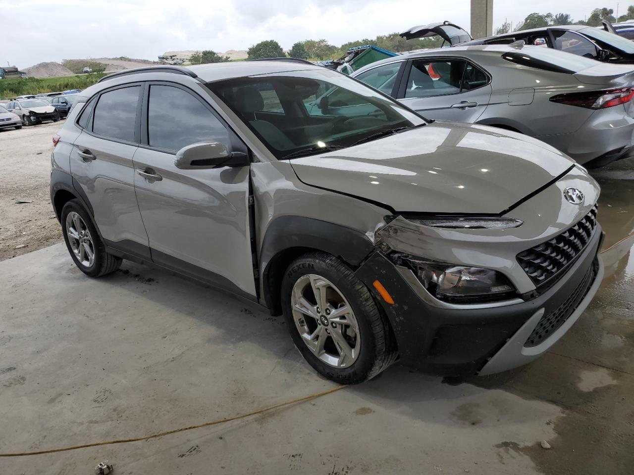 2023 HYUNDAI KONA SEL - Фото 4
